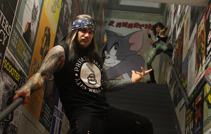 Auf Tour mit Steel Panther 2015