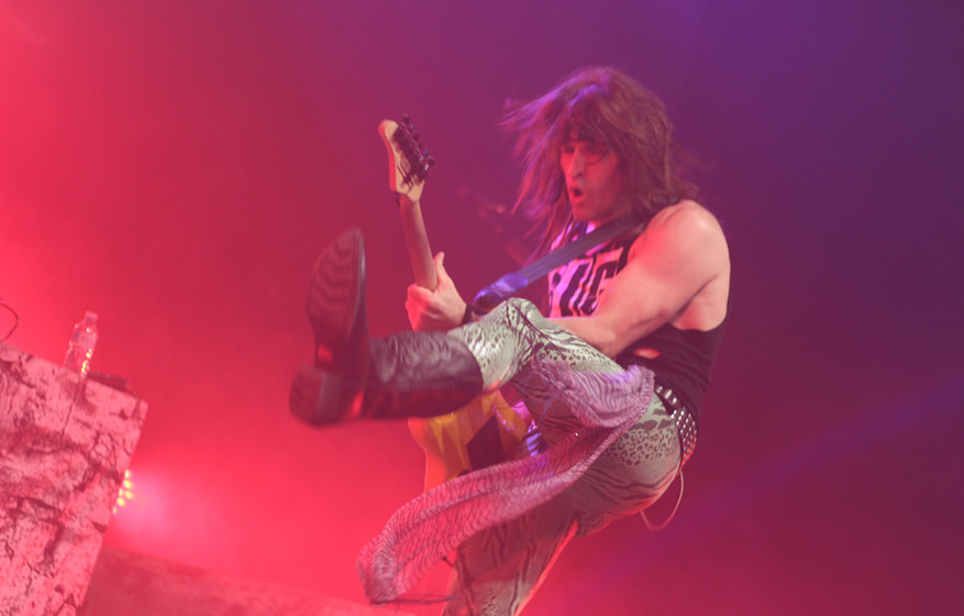 Auf Tour mit Steel Panther 2015