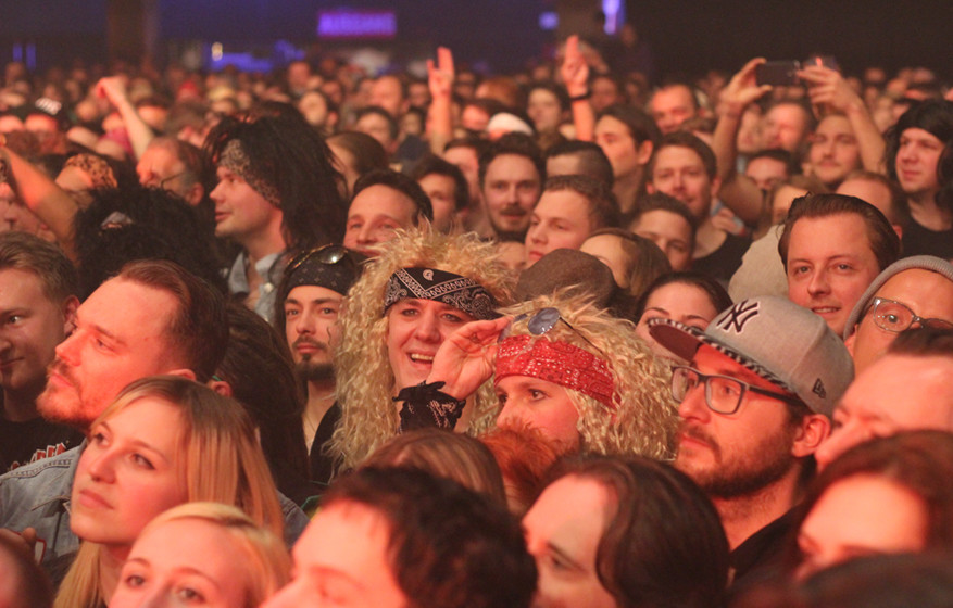 Auf Tour mit Steel Panther 2015