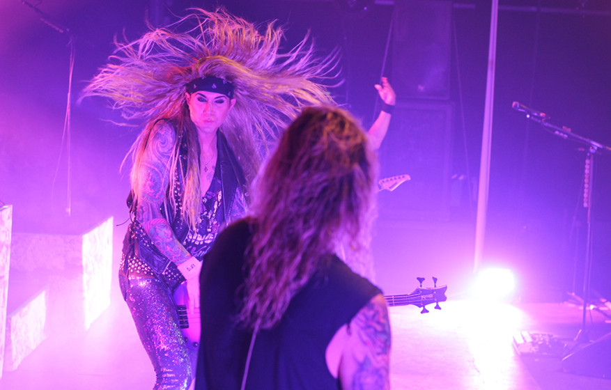 Auf Tour mit Steel Panther 2015