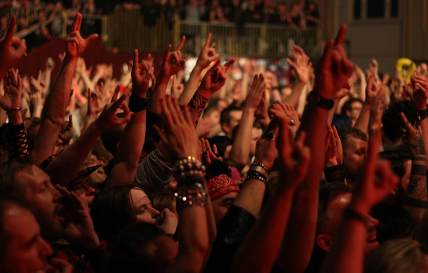 Auf Tour mit Steel Panther 2015