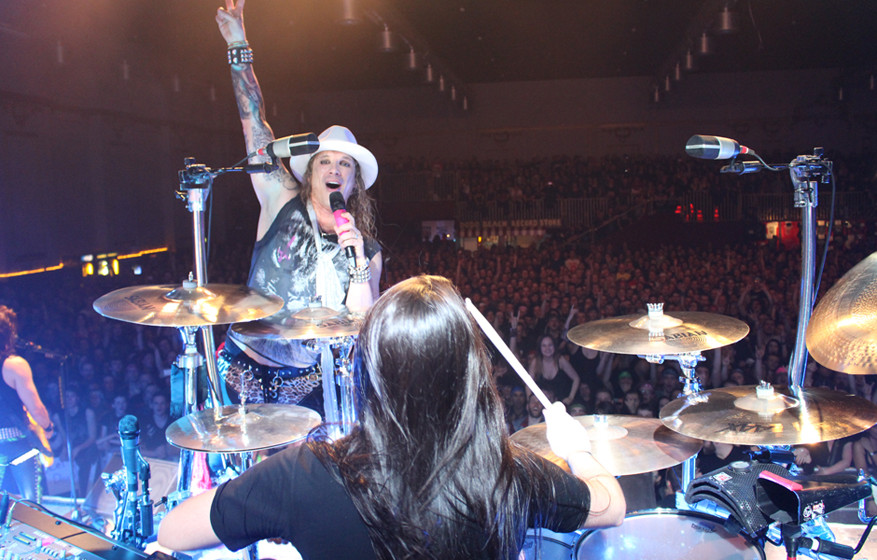 Auf Tour mit Steel Panther 2015
