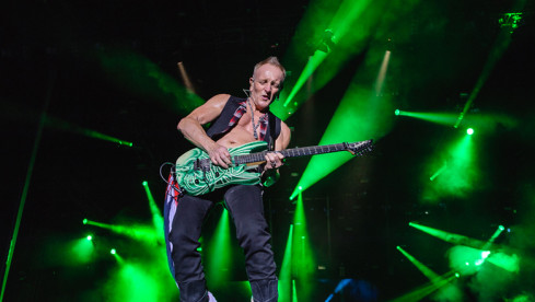 Def Leppard; Sweden Rock 2015