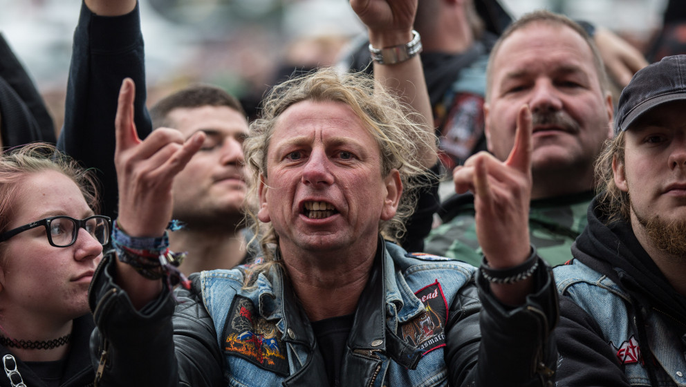 Wacken, Deutschland 30.07. - 01.08.2015:
Wacken Open Air - WAO - 2015

Wacken 2015 trotz Schlamm und heftigem Regen halten...