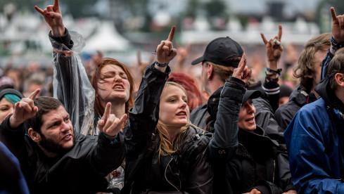 Wacken, Deutschland 30.07. - 01.08.2015:
Wacken Open Air - WAO - 2015

Wacken 2015 trotz Schlamm und heftigem Regen halten...
