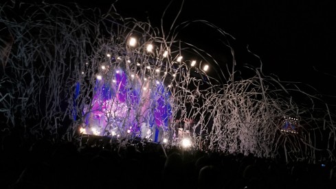 Luftschlangen-Gewitter bei Kreator