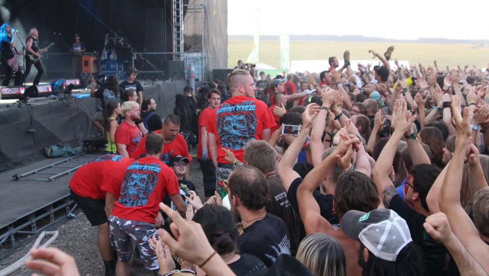 Corwdsurfer-Sodom-Summer Breeze