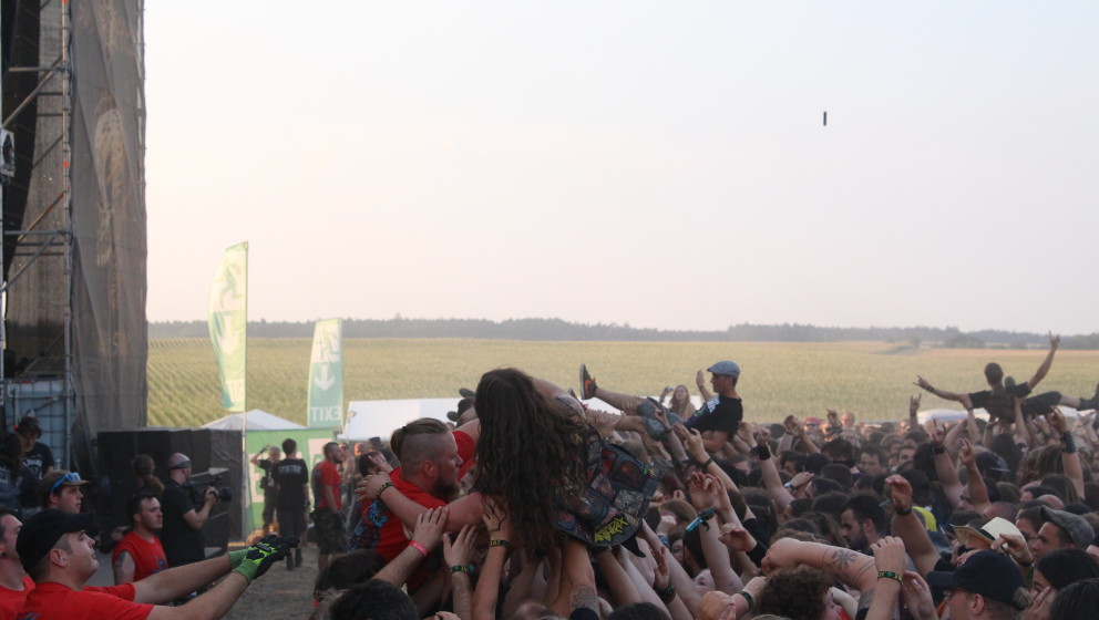 Corwdsurfer-Sodom-Summer Breeze