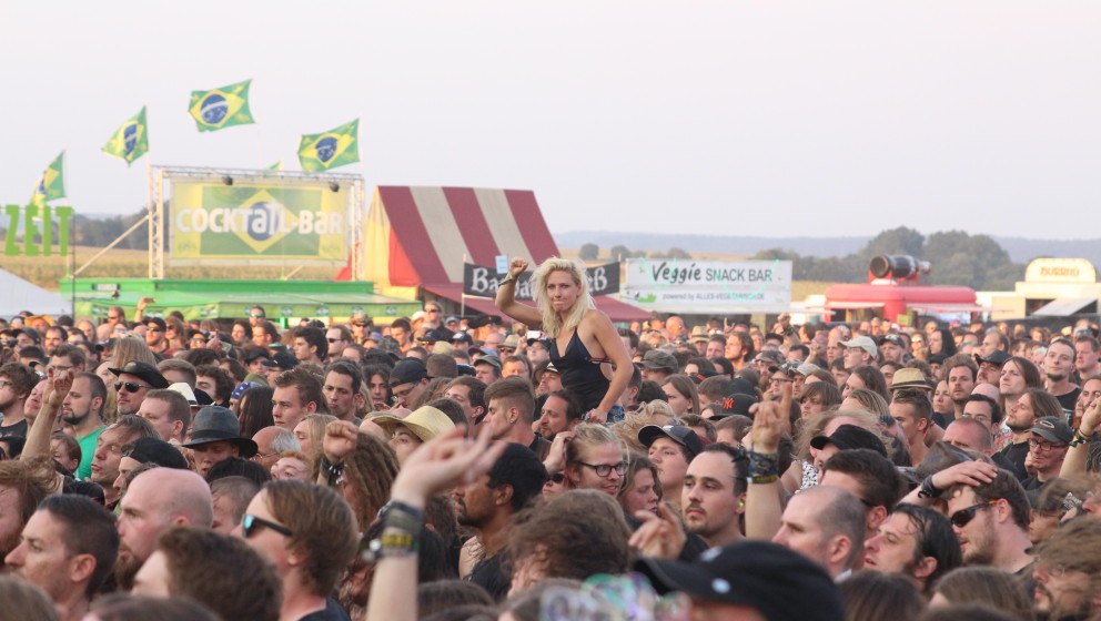 Corwdsurfer-Sodom-Summer Breeze