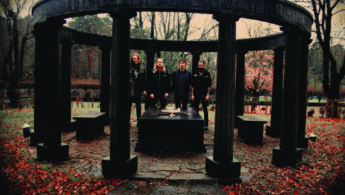 TGIAC-promo-CMYK-Hannah_Savvas