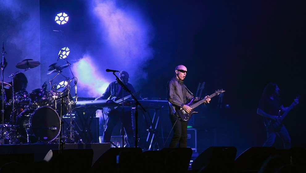 Joe Satriani, 30.10.15, RuhrCongress Bochum, 07