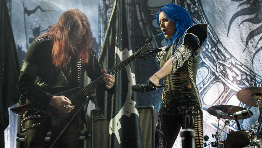 arch-enemy-oberhausen-koenig-pilsener-arena-november-2015s-fleischer-19