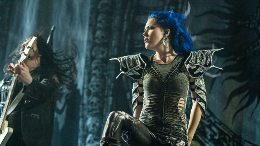 arch-enemy-oberhausen-koenig-pilsener-arena-november-2015s-fleischer-34