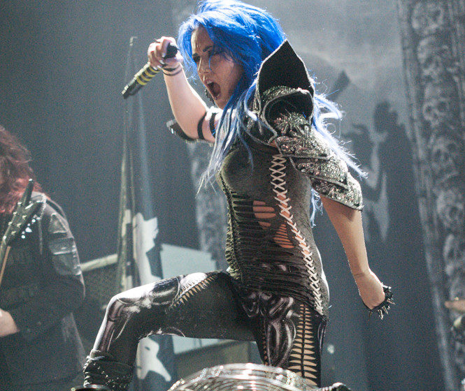 arch-enemy-oberhausen-koenig-pilsener-arena-november-2015s-fleischer-38