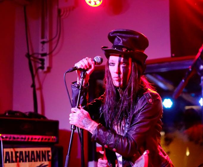 Alfahanne, Sørveiv 201506