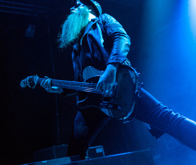 skindred-mitsubishi-electric-halle-november-2015-s-fleischer-15