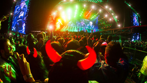 LISBON, PORTUGAL - MAY 07: A general view as AC/DC perform on the opening night of Rock or Bust Tour at the Passeio Mariti...