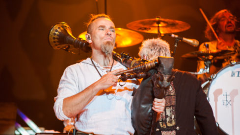 Boris Pfeiffer mit In Extremo bei "Rock im Revier" (2016)