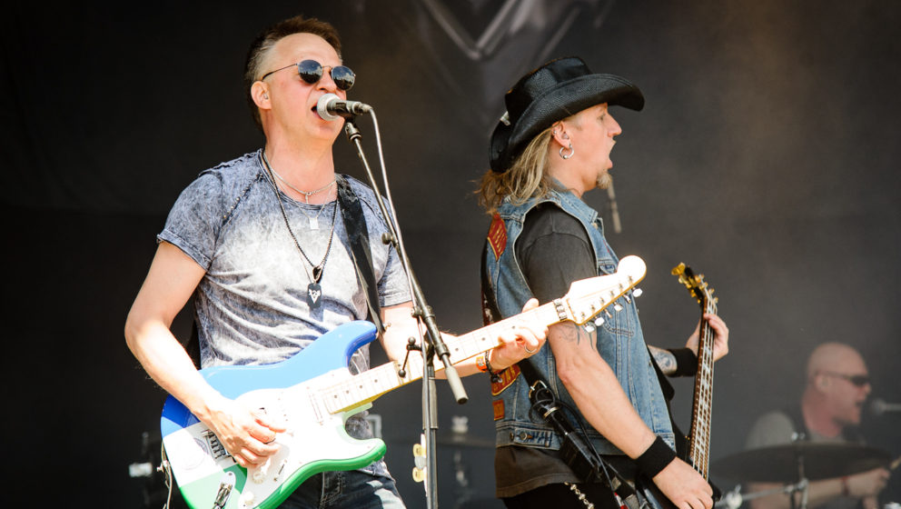 220 Volt @ Sweden Rock 2016