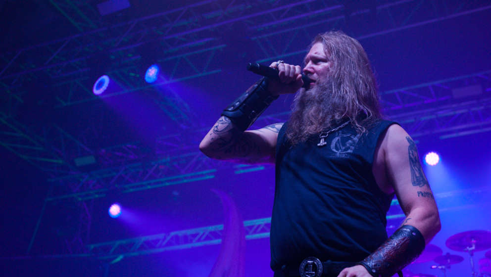 Amon Amarth + Grand Magus + Testament @ Turbinenhalle, Oberhause,