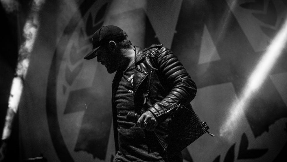 asking-alexandria-9516