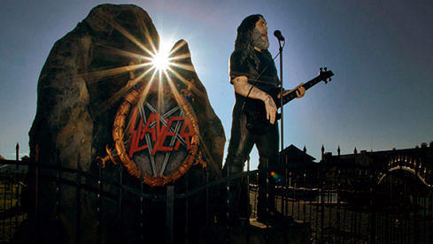 slayer_tom_araya_sculpture_at_zoo