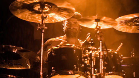 Austin D'Amond mit DevilDriver @ Der Hirsch, Nürnberg, 16.6.2017