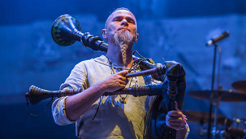 Boris "Yellow" Pfeiffer mit In Extremo beim Summer Breeze 2017, 17.8.2017