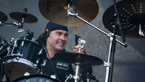 Jason Bittner mit Overkill