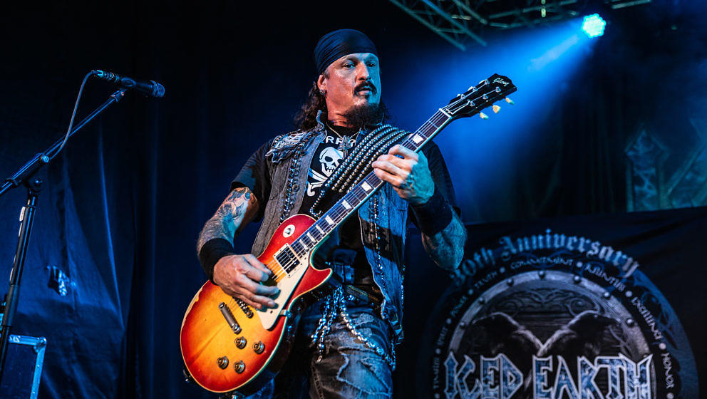Jon Schaffer mit Iced Earth auf der Pyraser Classic Rock Night 2018