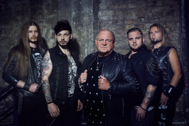 Udo Dirkschneider und seine neue U.D.O.-Besetzung (Foto: Severin Schweiger)