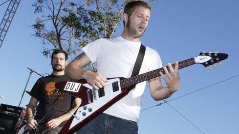 Poison The Well (hier Frontmann Jeffrey Moreira (l.) und Ryan Primack (r.)) beim "Sounds of the Underground"-Festival am 2...