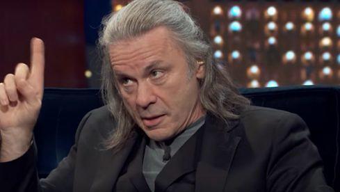 Dickinson_Late-Motiv