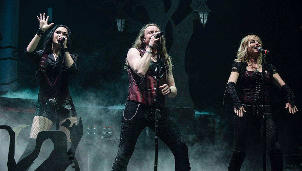 Hamburg, Mehr!Theater Moonglow World Tour