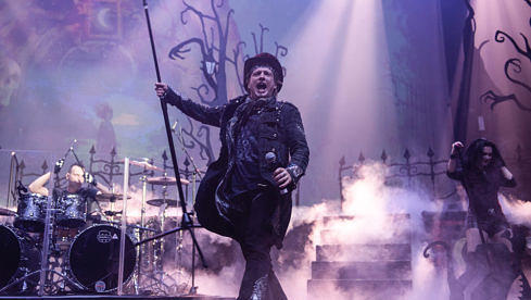 Hamburg, Mehr!Theater Moonglow World Tour