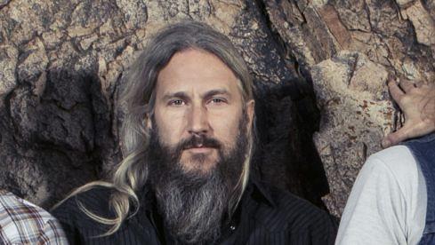 Mastodon-Bassist Troy Sanders tritt für vier Konzerte in die Fußstapfen des legendären Thin Lizzy-Bassisten und Frontmannes Phil Lynott