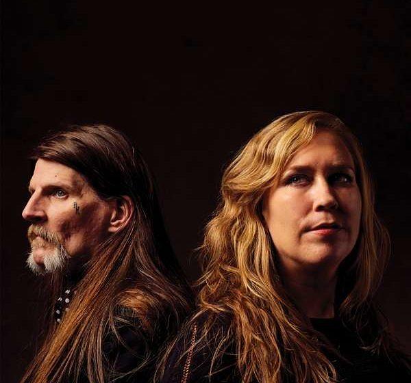 Earth FULL OPON HER BURNING LIPS