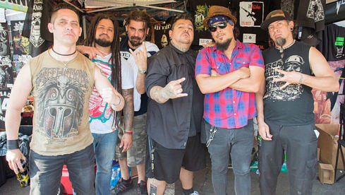 Ill Niño 2014, als sie sich gegenseitig noch mochten (v.l.n.r. Santiago, Verduzco, Machado, Chavarri, Pina, Luster)