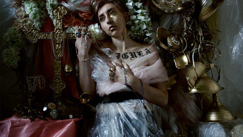 LINGUA-IGNOTA-272049