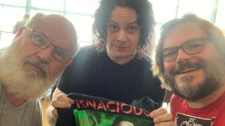 Das neue Trio Infernale: Kyle Gass und Jack Black von Tenacious D mit Jack White von The White Stripes