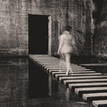 Giver SCULPTURE OF VIOLENCE