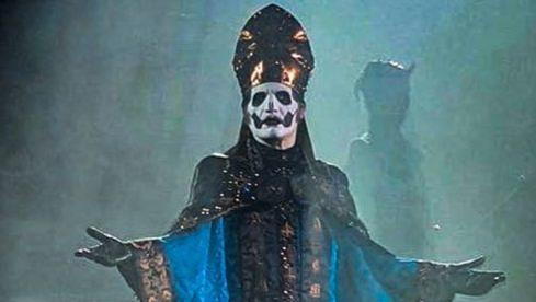 Der neue Ghost-Imperator: Papa Emeritus IV.