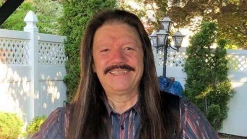 Original-Riot-Gitarrist Lou Kouvaris ist nicht mehr unter uns