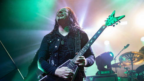 Michael Amott mit Arch Enemy am 25. Oktober 2019 in San Francisco.