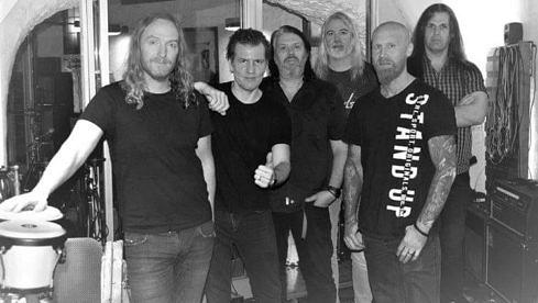 Anders Jivarp (2.v.r.) und Anders Iwers (2.v.r.) sind raus bei Dark Tranquillity