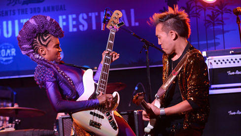 Nik West ist heute Abend zu Gast bei #DaheimDabeiKonzerte.