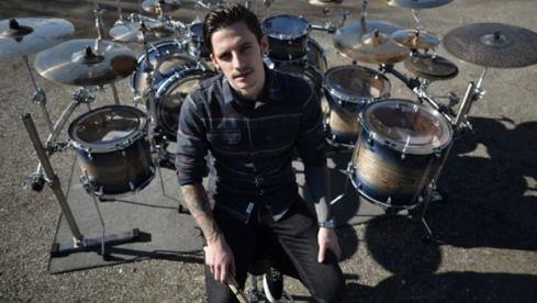 Der neue Obscura-Schlagzeuger David Diepold an seinem Arbeitsgerät