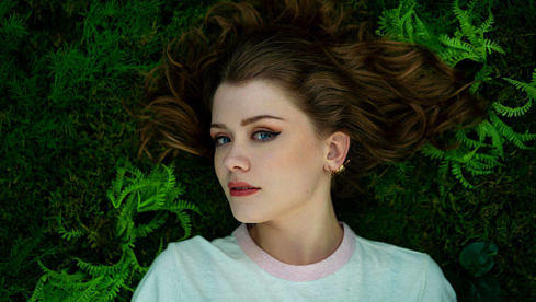 maisie-peters-1280x720