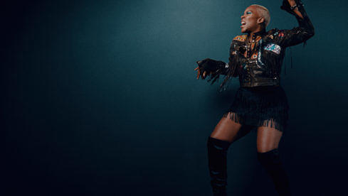 Liv Warfield