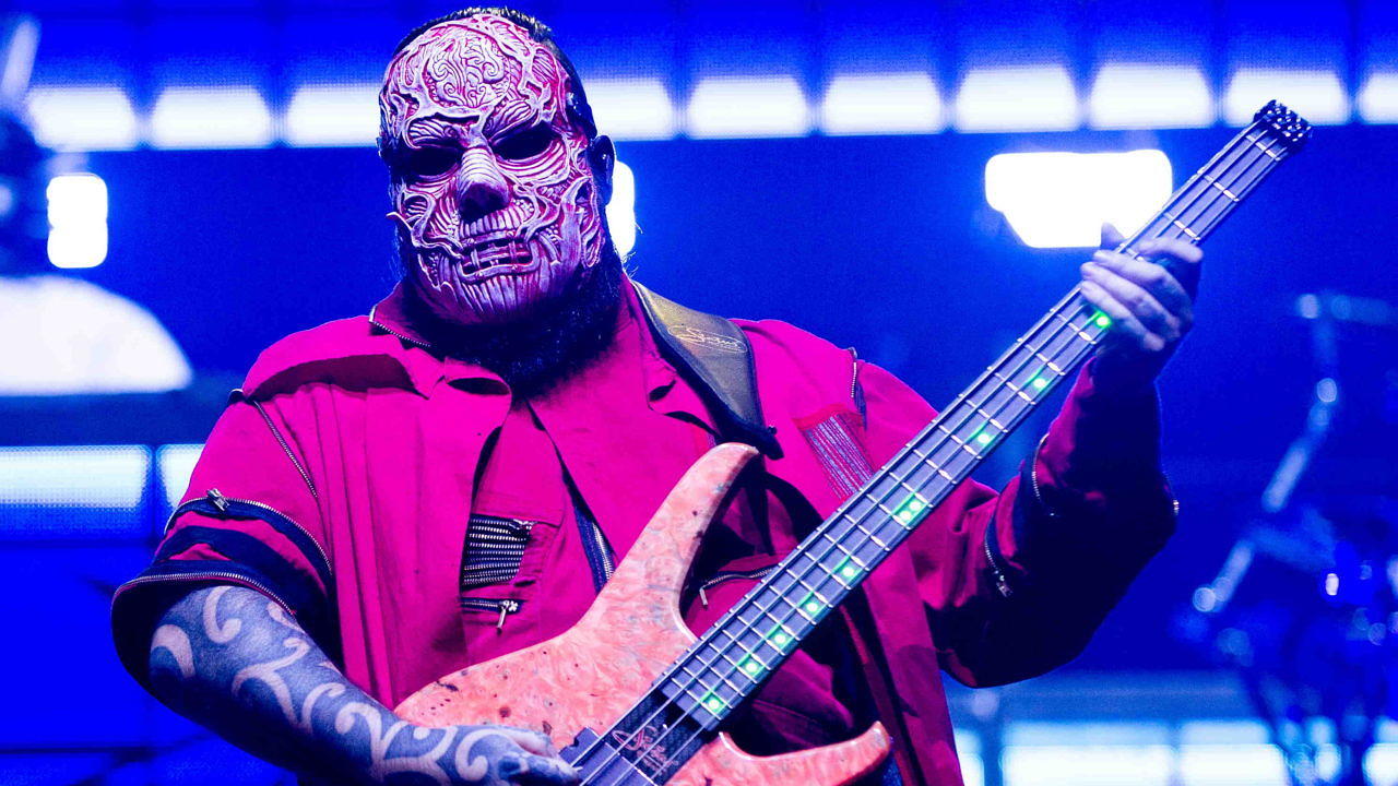 Slipknot-Bassist Alessandro Venturella ist unter der Haube